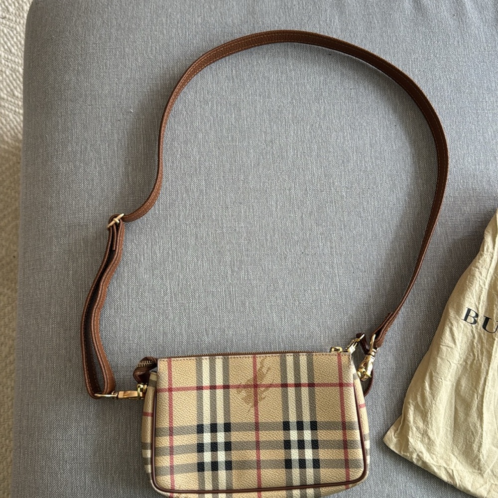 Burberry Authentic bag Beige and Black Plaid - Picture 7 of 8